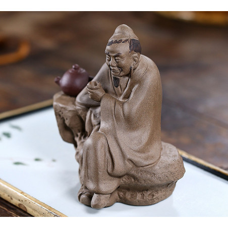 "Лу Юй" - статуетка з ісинської глини