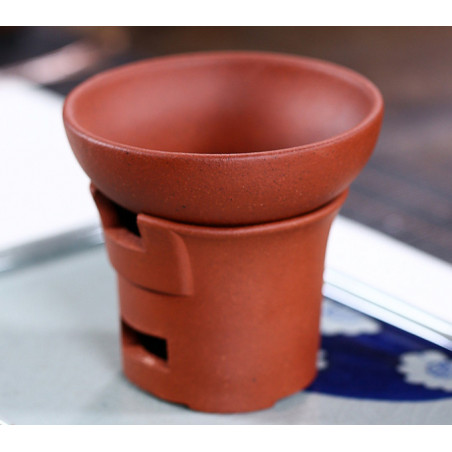 Сито з підставкою у вигляді пічки з ісинської глини