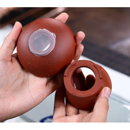 Сито із підставкою у вигляді пічки з ісинської глини