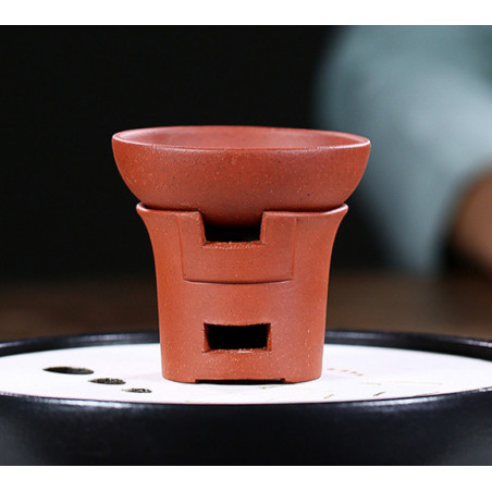 Сито з підставкою у вигляді пічки з ісинської глини