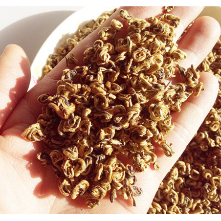 Вузол золотих ниток з Юньнані Вузол золотих ниток з Юньнані