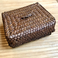 Золоті пагоди з Фенцина в плетеній коробці 2