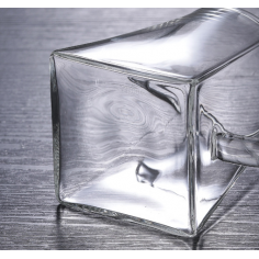 Великий скляний чахай із квадратним дном 2