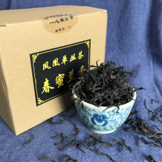 Самотні кущі з гір Фенікса з ароматом медової орхідеї