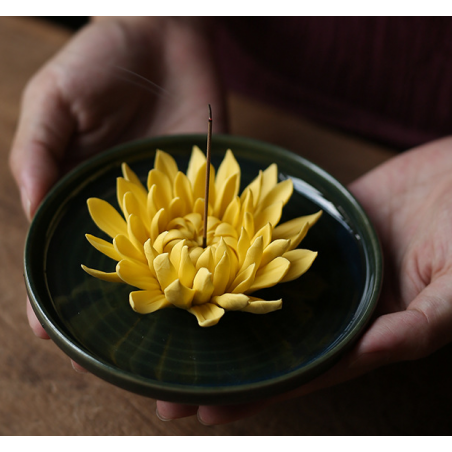 Підставка для пахощів "Хризантема"