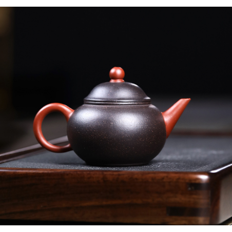 "Водяний Рівень" - двоколірний чайник з ісинської глини