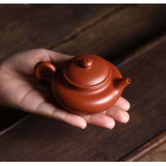 "Під старовину" - чайник з ісинської глини