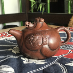 "Риба перетворюється на дракона" - чайник з ісинської глини