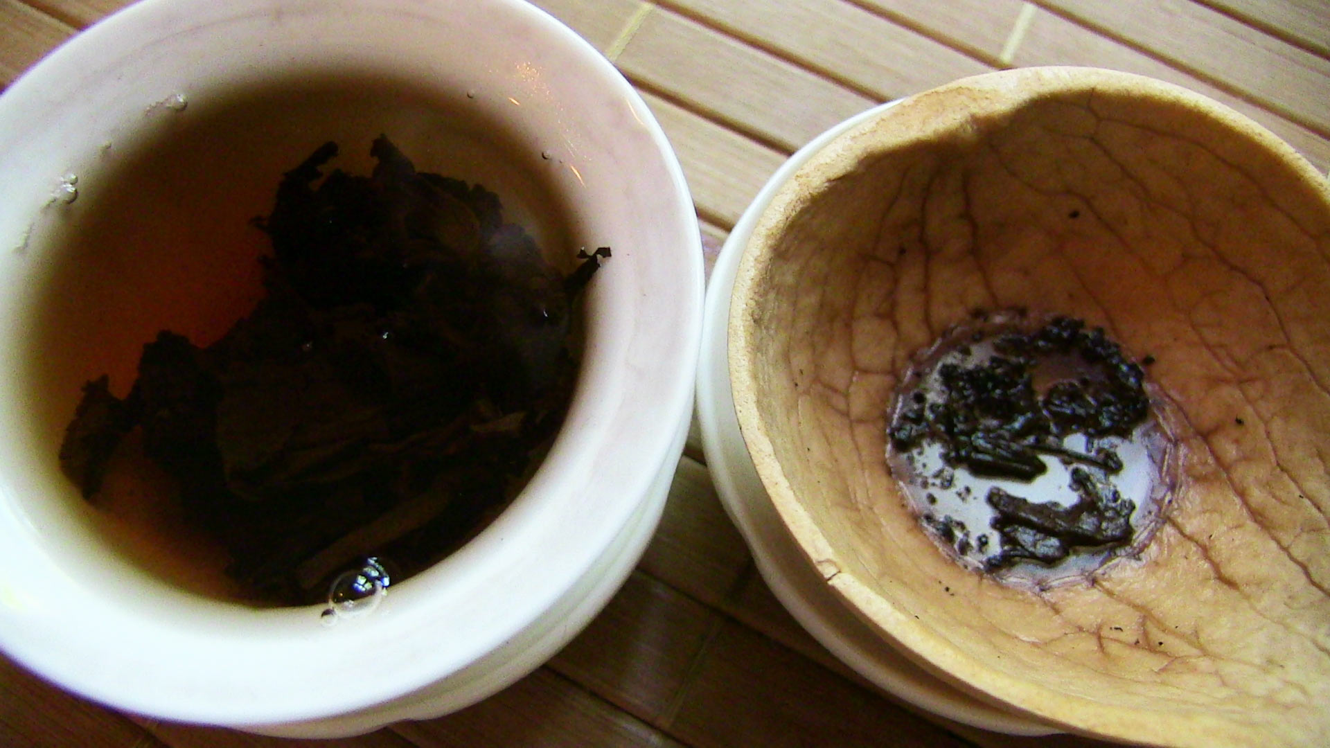 Старі чайні голови від бренду Так І 大益普洱茶老茶头